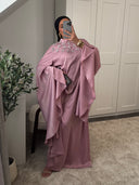 ABAYA PREMIUM MANCHES AMPLES ET STRASS COUSUES MAIN PREMIUM