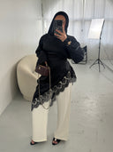 TOP LONG ASYMÉTRIQUE À DENTELLES NOIR