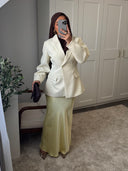 Jupe longue en satin - jaune pastel