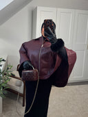 CAPE EN CUIR - BORDEAUX